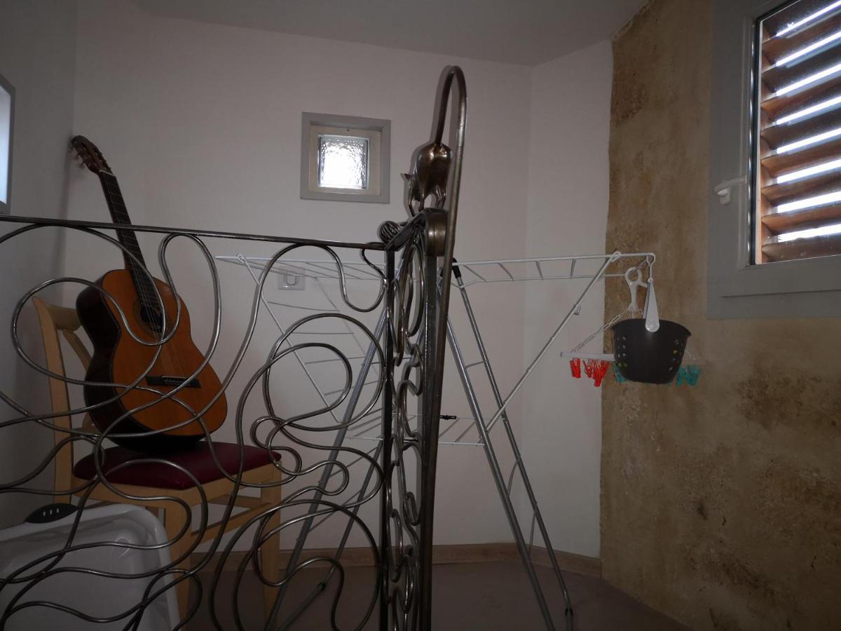 شقة Montcalm Climatise En Plein Ecusson مونبيلييه المظهر الخارجي الصورة